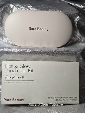 NIB & HTF Rare Beauty Blot & Glow Touch-Up Kit w/Compact In Translucent